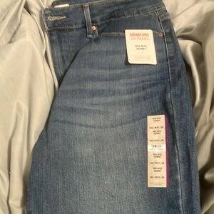 Signature Blue Skinny Jeans with Classic Denim Look